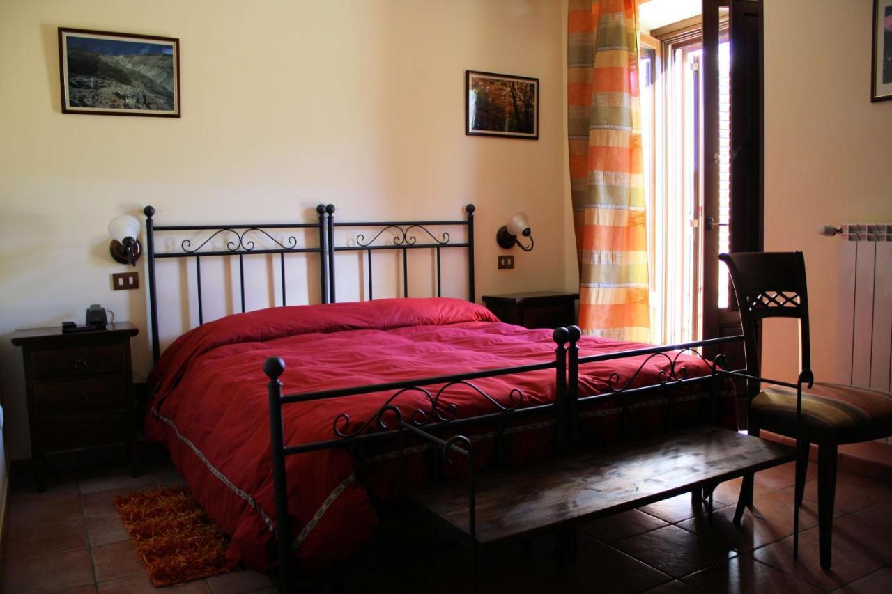 Locanda Del Barone Caramanico Terme Szoba fotó