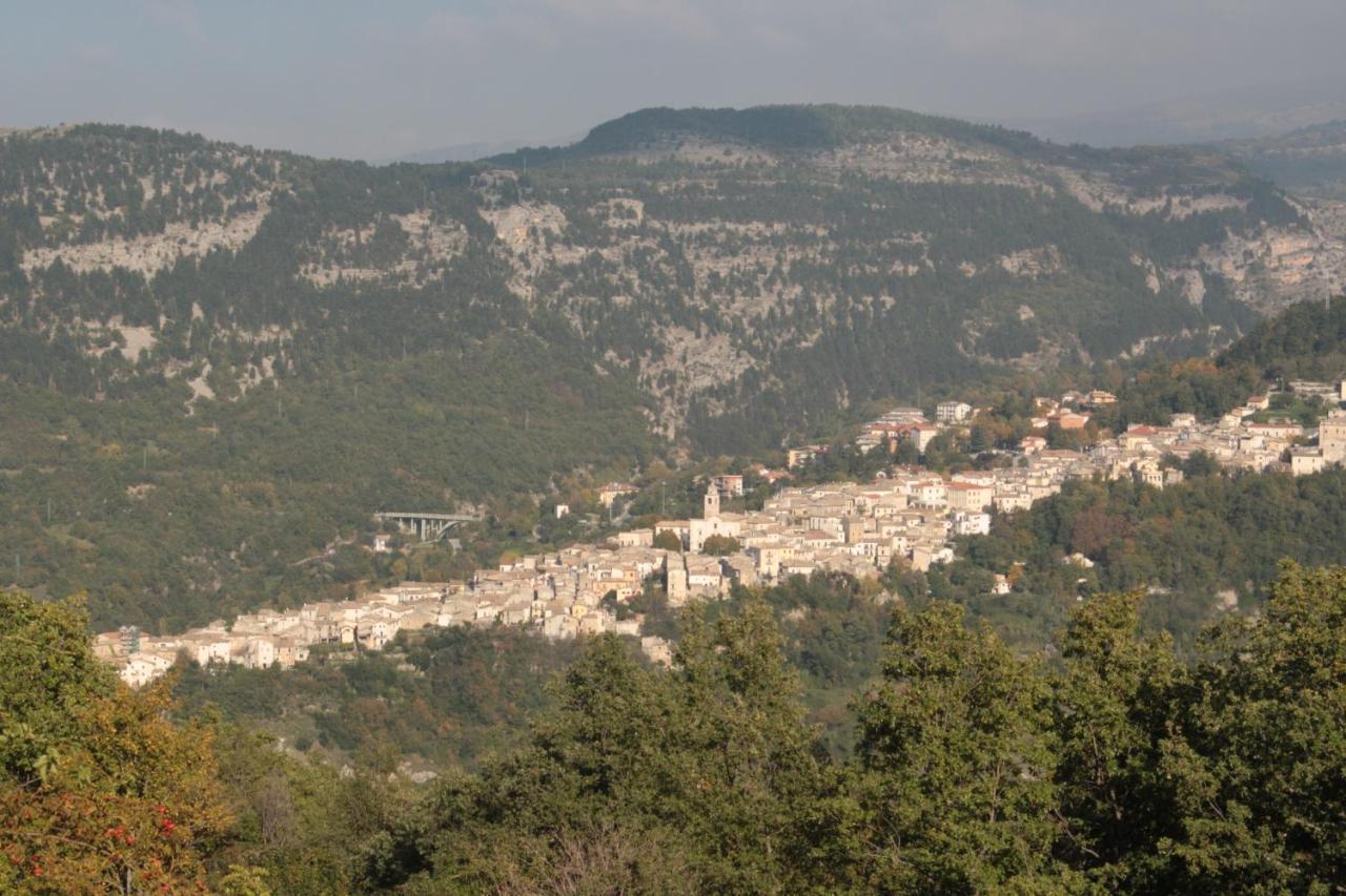 Locanda Del Barone Caramanico Terme Szoba fotó